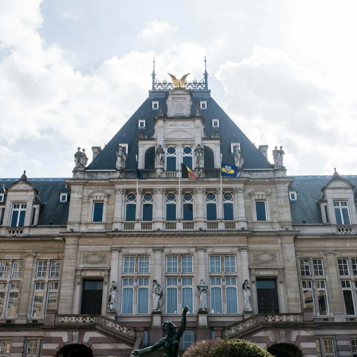 St-Gilles Town Hall facade