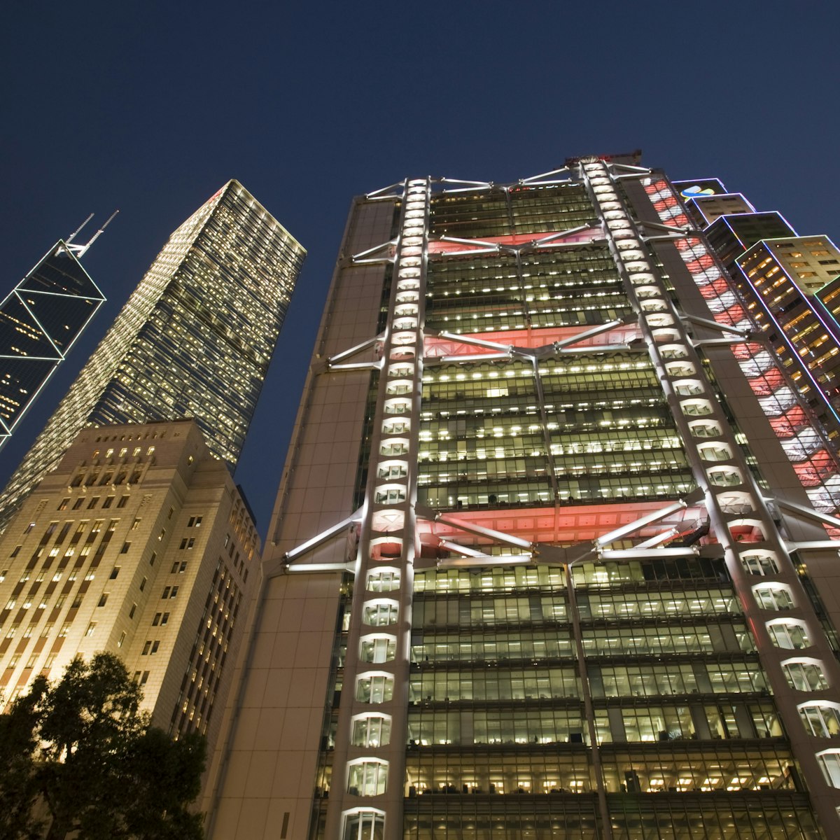 Skyline in Central Hong Kong Left to right: Bank of China Tower, Cheung Kong Centre, Bank of China building, HSBC headqurters, Standard Chartered Bank.