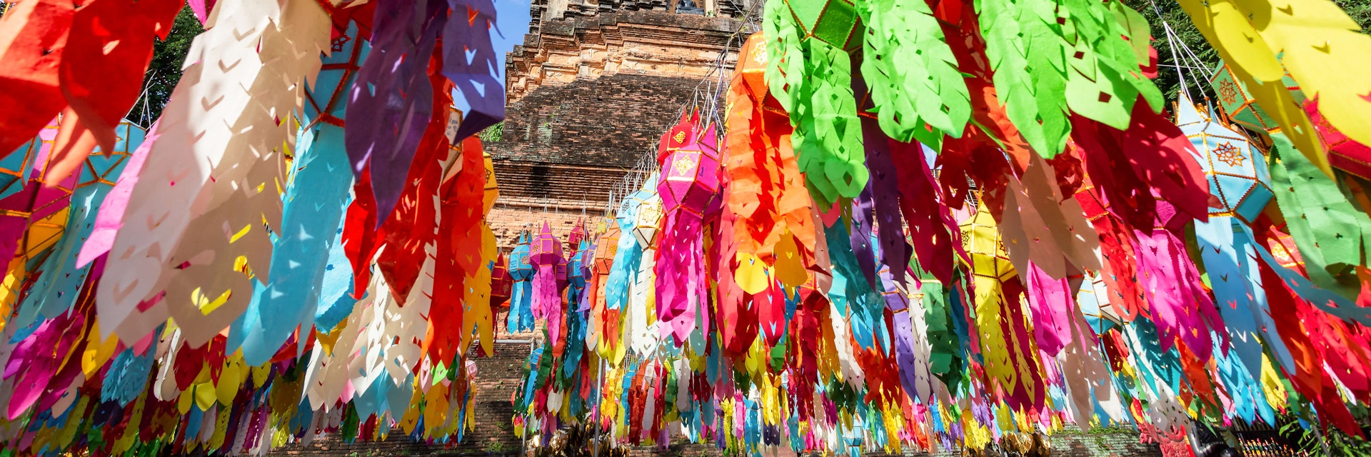 Colorful Lamp Festival and Lantern in Loi Krathong at Wat Lok Moli is a beautiful old temple in Chiang Mai.