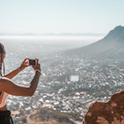 Young woman making the photo of Cape Town, South Africa.
1216992891