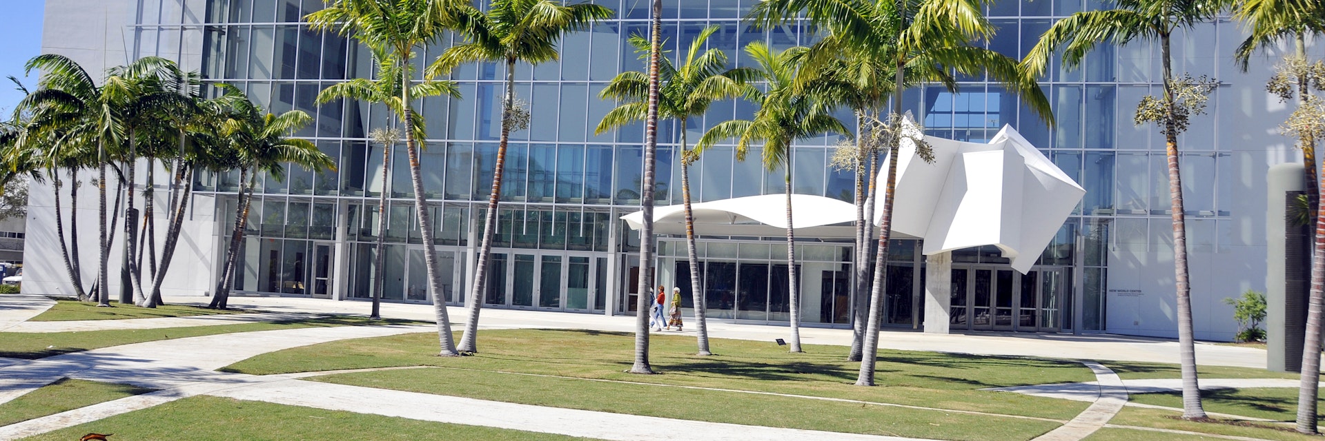 MIAMI BEACH - FLORIDA - USA, OCTOBER 30: the New World Center which opened in 2011 and was designed by architect Frank Gehry and acoustician Yasuhisa Toyota on october 30 2012 in Miami beach, Florida.
120035920
angles, architect, architecture, building, business, company, concert, construction, contemporary, corporate, curve, curvilinear, design, dramatic, edifice, entertainment, flowing, frank gehry, gehry, geometric, ghery, gleaming, hall, house, landmark, line, linear, metal, mirror, modern, music, opera, orchestra, panels, performance, performing, philharmonic, reflecting, reflection, skyline, stage, stainless, steel, structure, style, stylish, success, theater, toyota, yasuhisa toyota